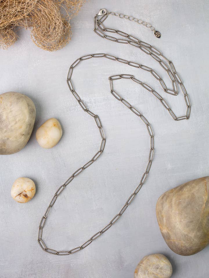 Collier Simple Rêves Vénitiens 42-44" pour la vente par Anne Vaughan Designs Jewelry