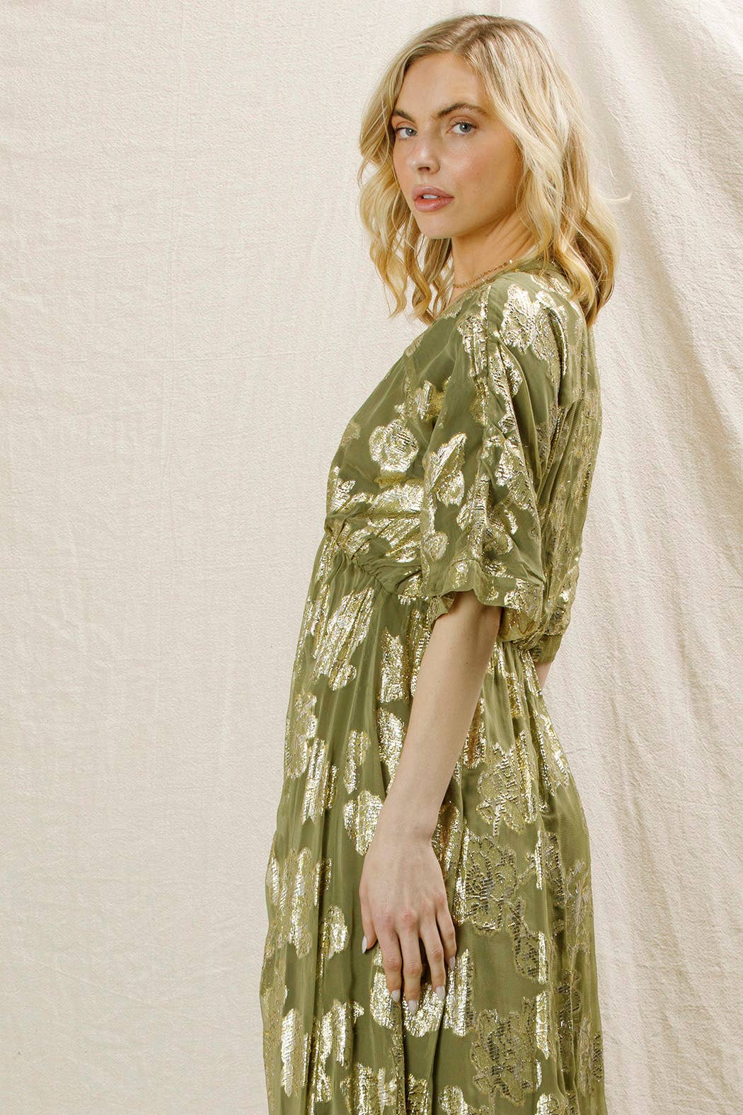 En Crème - Vente Robe – femme - Robe longue à manches kimono à col en V19