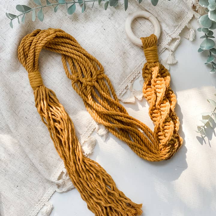 Ashley's Macrame - Wholesale Hanging Planter - Classic Macrame Plant Hanger3