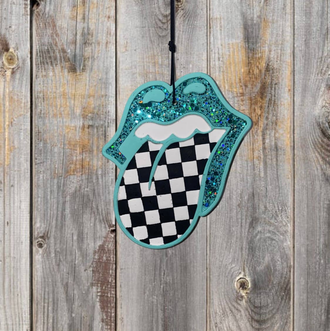 Gussied Up - Wholesale Car Freshener - Women's - Checkered Lips Freshie