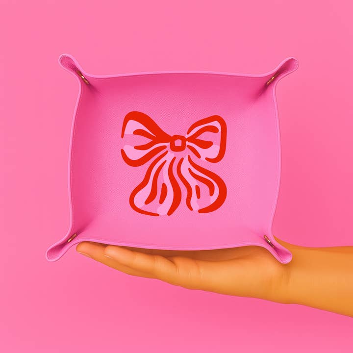 Bandeja de regalo de San Valentín con lazo | Joyería con lazo rosa y rojo (Rosa) para venta al por mayor de Aspen Lane