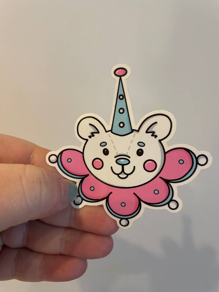 Oso de peluche Mary the Clown - pegatina de vinilo para venta al por mayor de Oli Jolly Ink