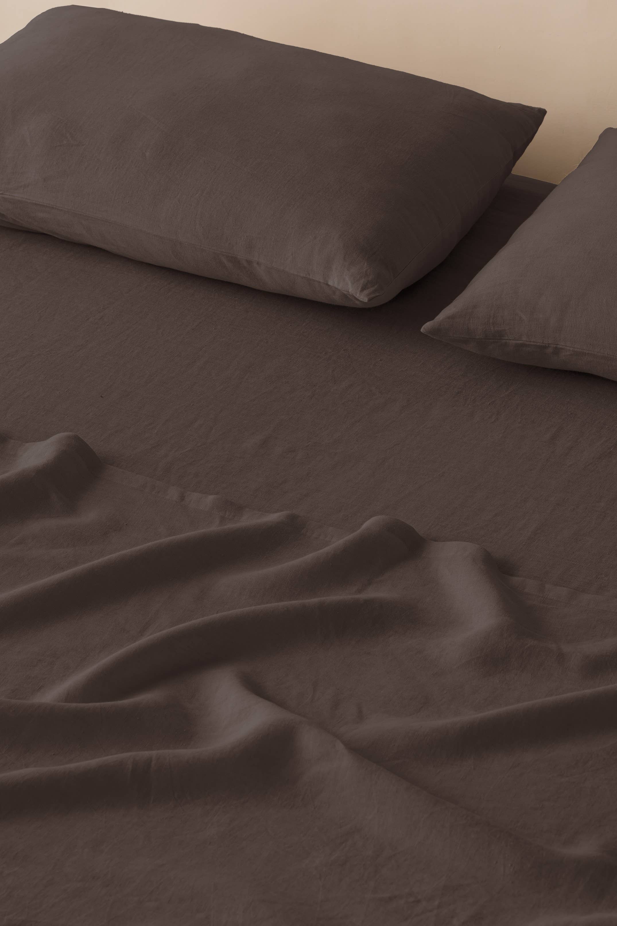 Live Linen - Wholesale Sheet Set - Solid Linen Bedding Set –Bedsheet, Fitted & Pillowcases13