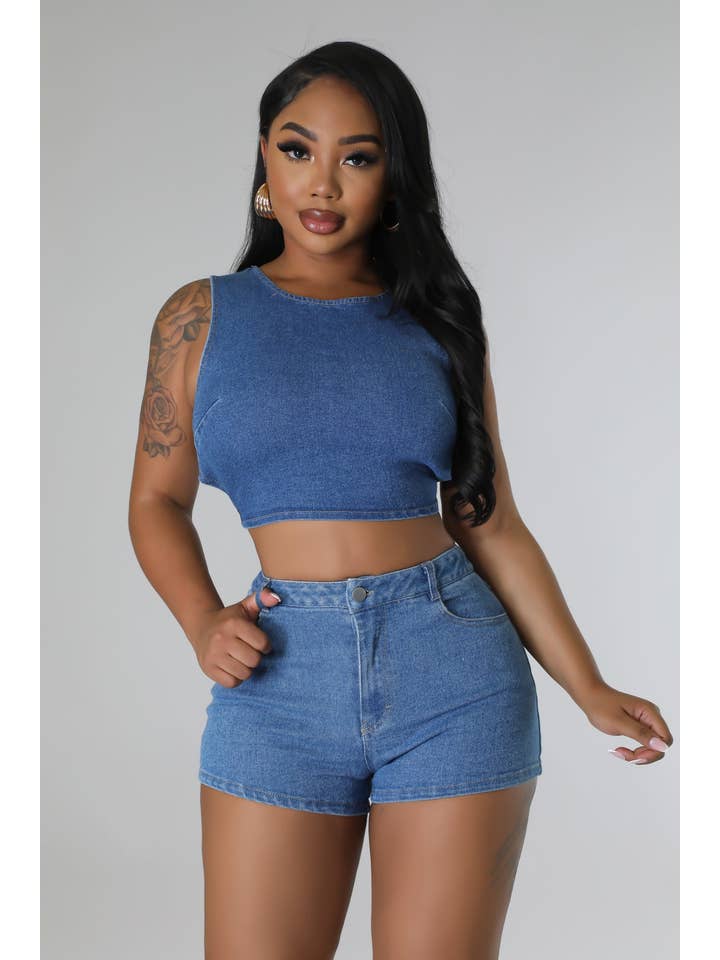 Denim clair Ensemble haut court et short en jean en vente sur Faire10