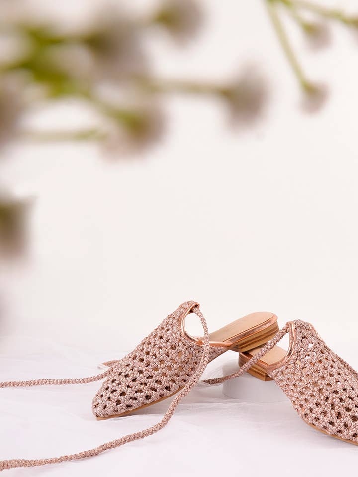 TUTSI HANDWOVEN HONEYCOMB COTTON TIE UP MULE FLATS for wholesale by Rag Company