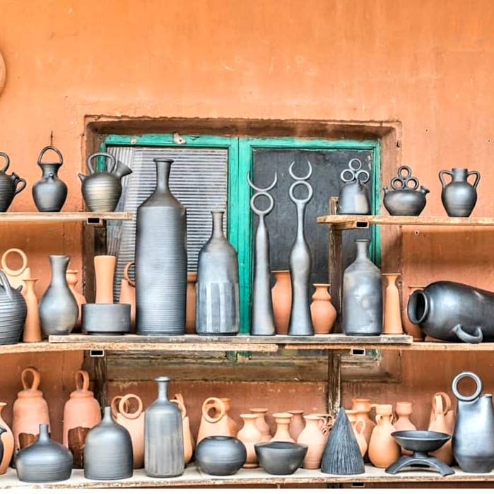 Cerámica Roca Caus - Wholesale Vaas - Traditionele slanke vaas van geglazuurd keramiek3