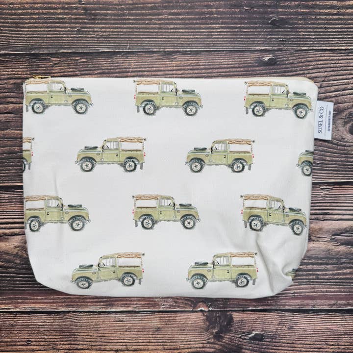 Defender - Wash Bag for wholesale by Susel & Co