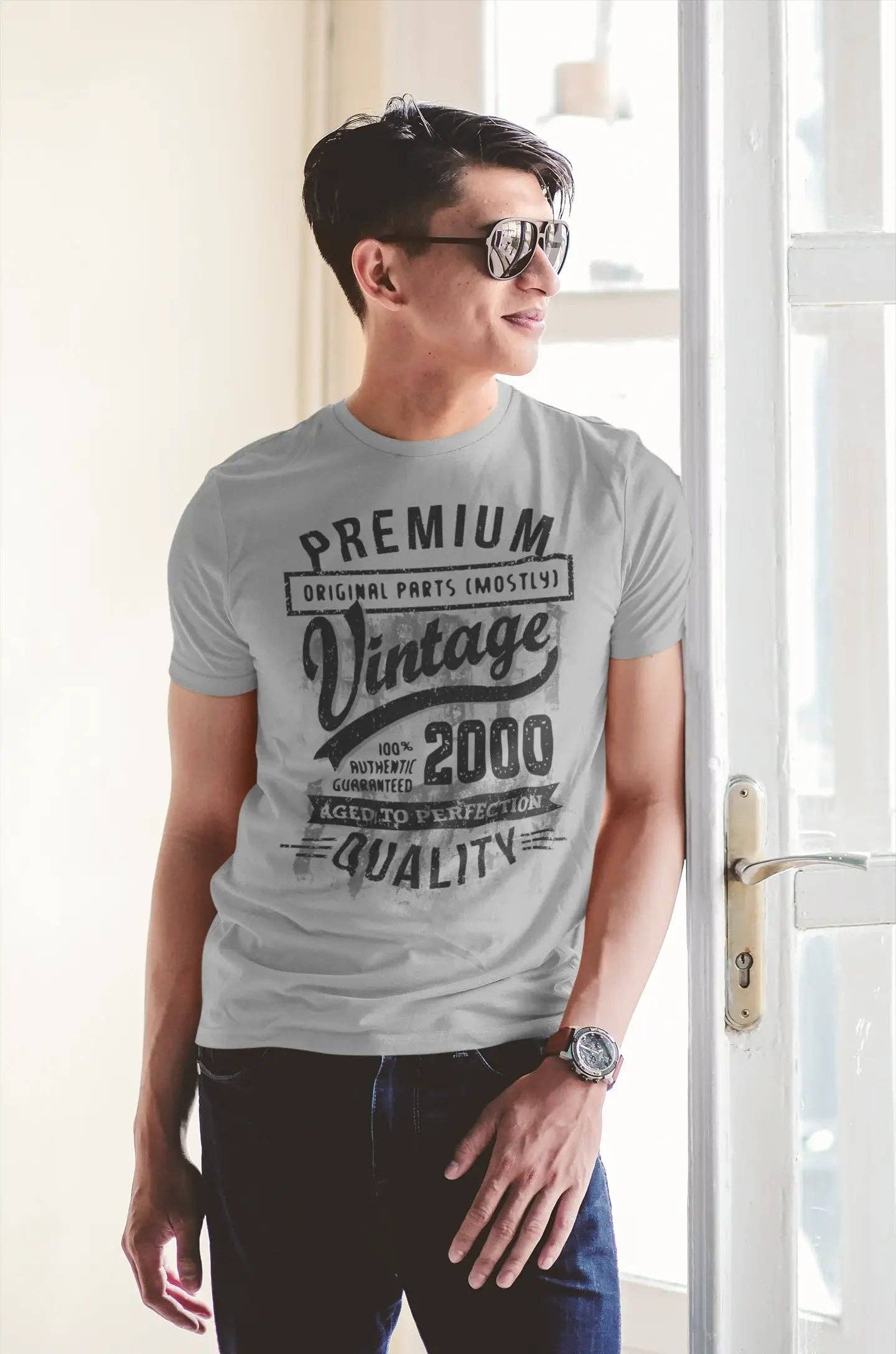 Gris chiné ULTRABASIC - T-shirt cadeau d'anniversaire graphique pour homme, 2000 Aged to Perfection en vente sur Faire1
