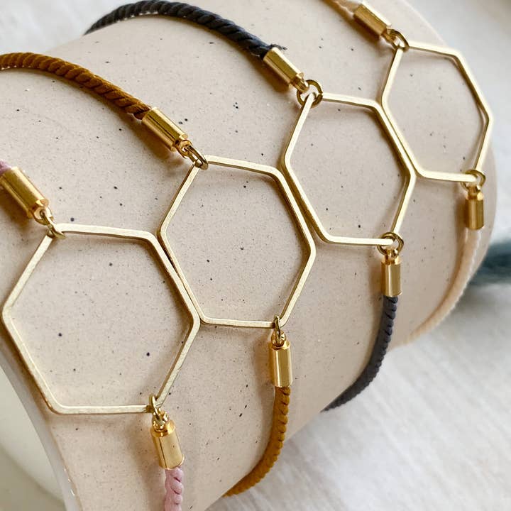 Agaveh girl – wholesale Charm/dangle bracelet – Simple Hexagon Bracelet5