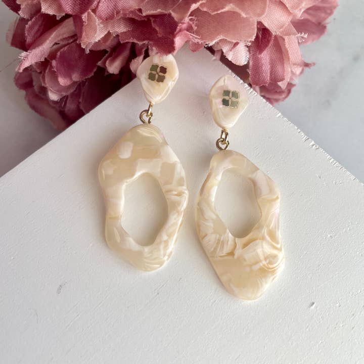 Fenna&Fei - Vendita all'ingrosso Orecchini pendenti - Collezione Arch Dangles | Orecchini Pendenti in Acetato Italiano