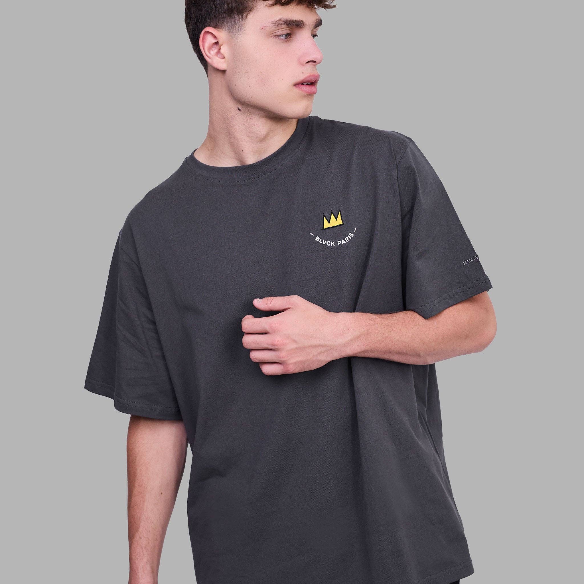 Trækul Blvck x Basquiat t-shirt med kunstmotiv for engroshandel på Faire2