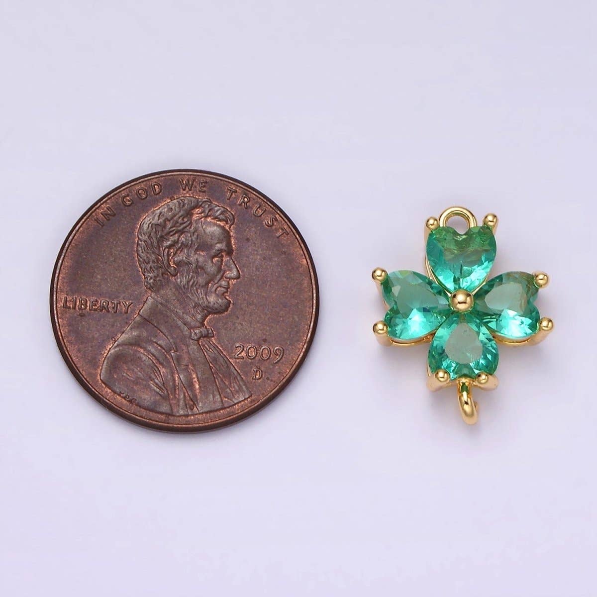 Aim Eternal - Venta al por mayor Abalorios/colgantes individuales - Conector de Flor de Pétalo de Corazón con Circonitas en Azul Bebé, Verde Azulado, Azul, Menta, Verde, Azul Oscuro, Fucsia Relleno de Oro de 14K en Oro y Plata | G-203 - G-21614