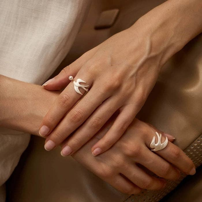 LanLivia – wholesale Cocktail/statement ring – Sterling Silver Heaven Bird Ring1