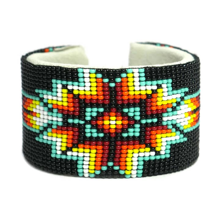 perlearmbånd med manchet, stammearmbånd, perlearmbånd for engroshandel hos KANGURAH