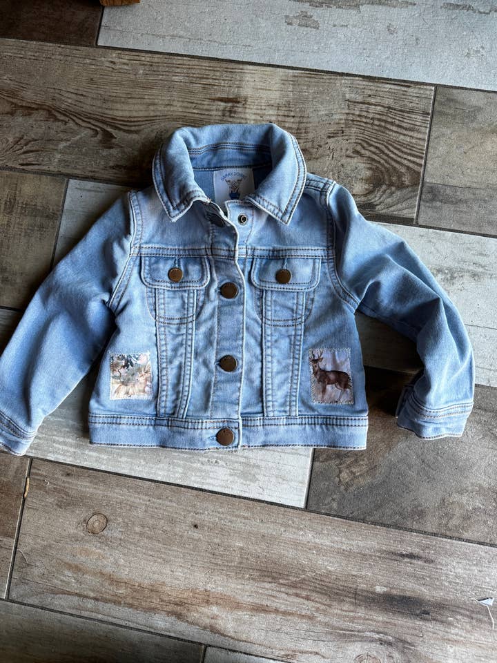 Chaqueta vaquera
18/24M 1 disponible solo Una de un tipo para venta al por mayor de Hammy Downs Threads