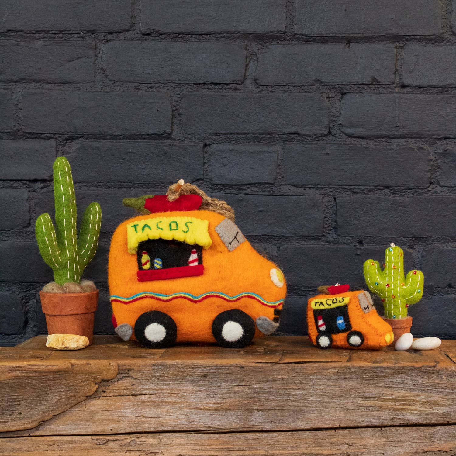 dZi Handmade - Wholesale Artificial Plant - Small Saguaro Cactus2