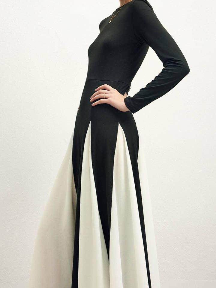 black Demure Color Block Flowy Long Sleeve Dress for wholesale on Faire