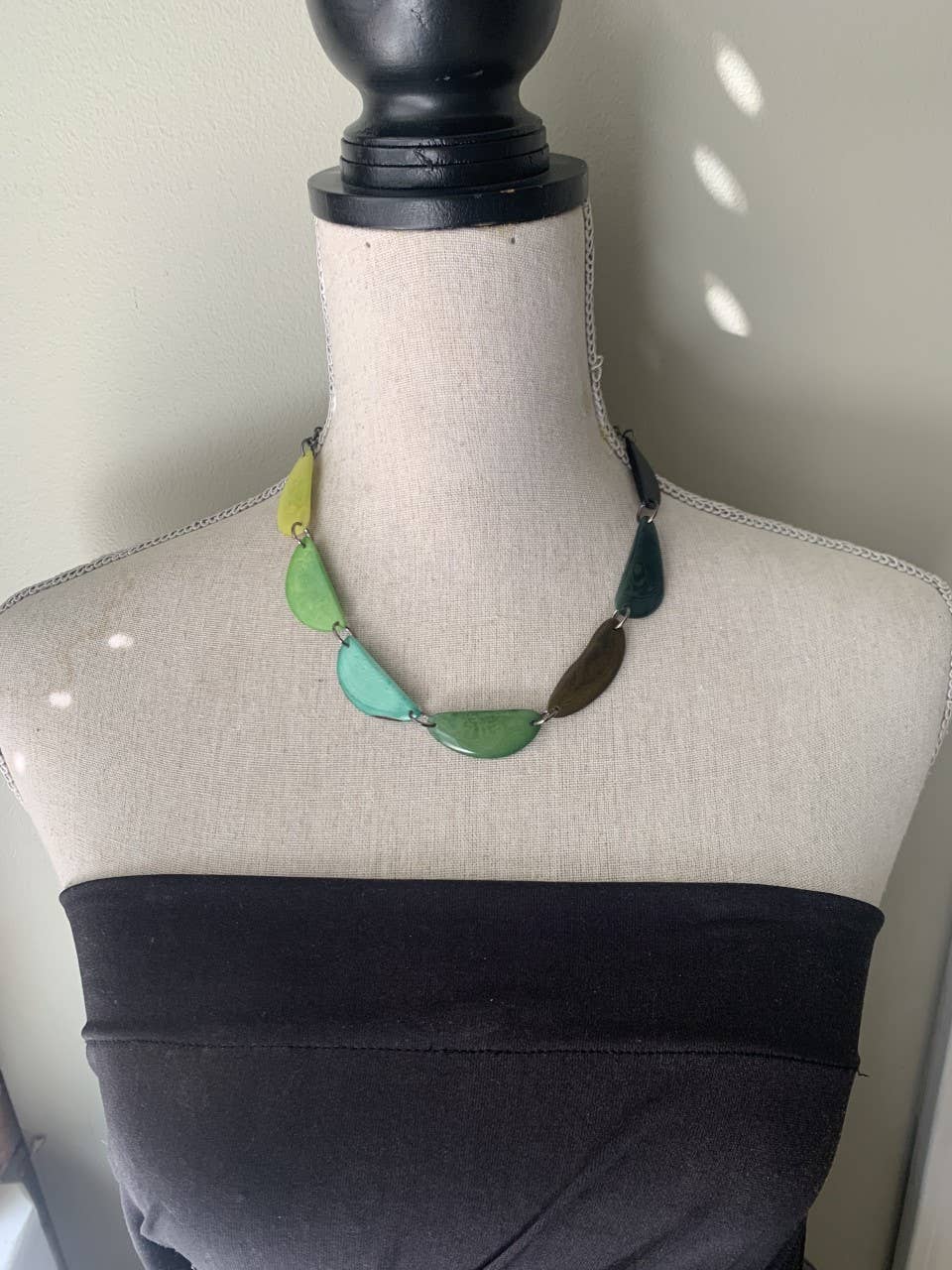 Veronica Riley Martens - Wholesale Bib Necklace - 7-piece Ombre Crescent-Shaped Tagua Necklace2