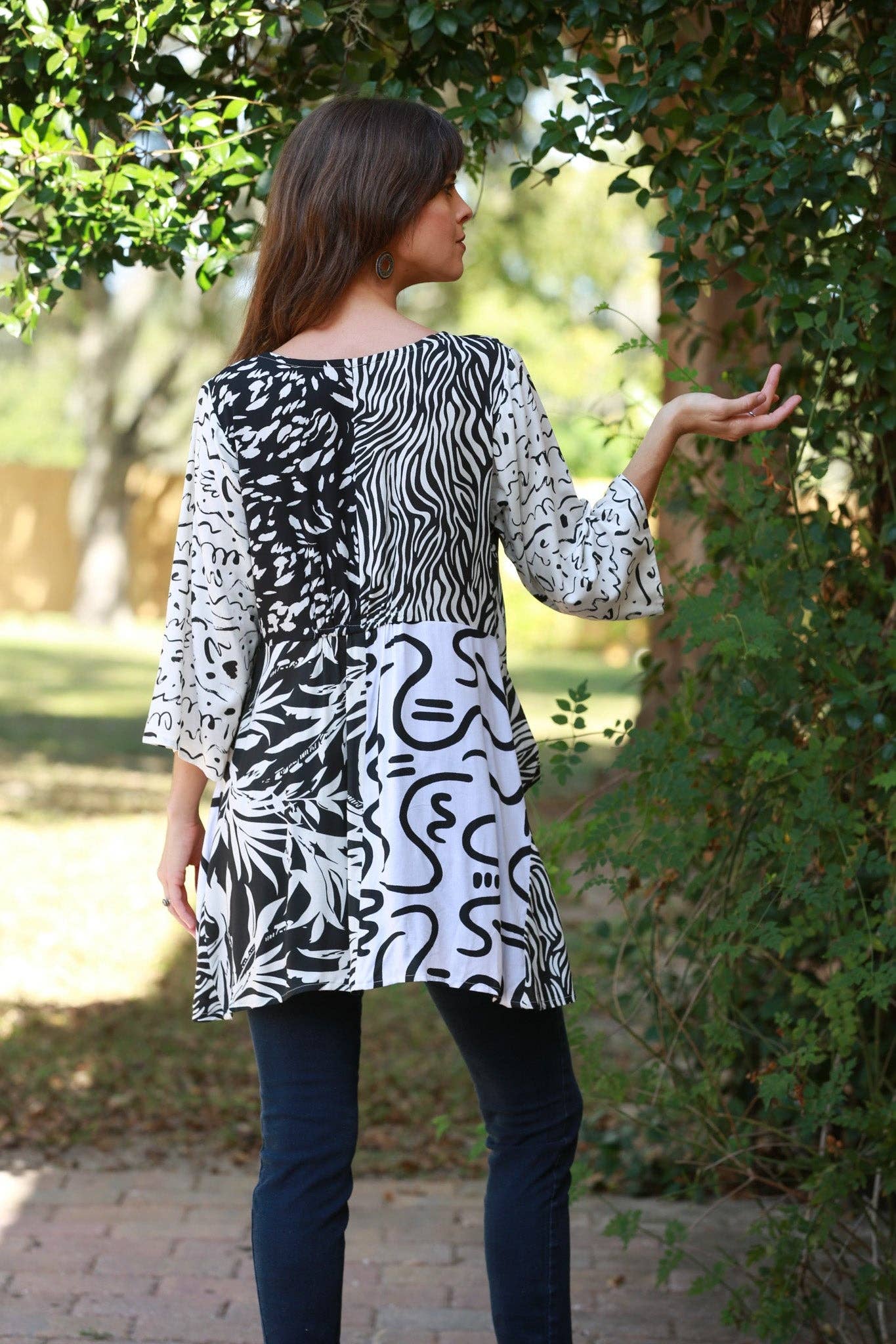 Sacred Threads - Wholesale Tunic - Women's - Black & White Aura Boho Tunic2