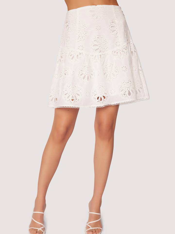 Mini Saia Afternoon Allure - Primavera Branco Flare Eyelet por atacado de Lost + Wander