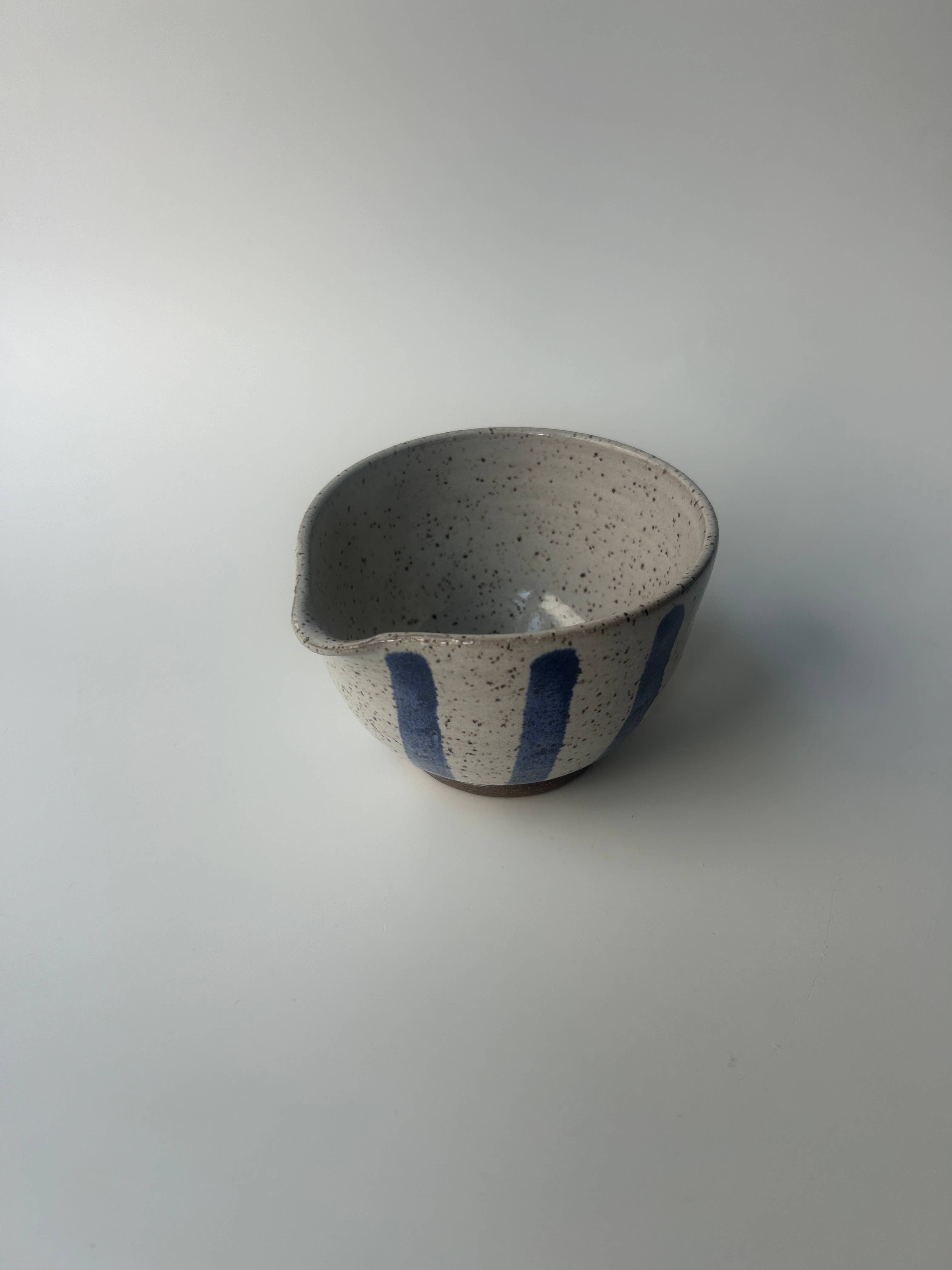 Sarah Mennell Ceramics - Wholesale Coffee/Tea Cup - Handmade Ceramic Matcha Bowl – Blue Stripe1