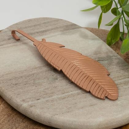 Pure copper leaf-shaped infuser for wholesale by Ayurveda Specialist B.V.