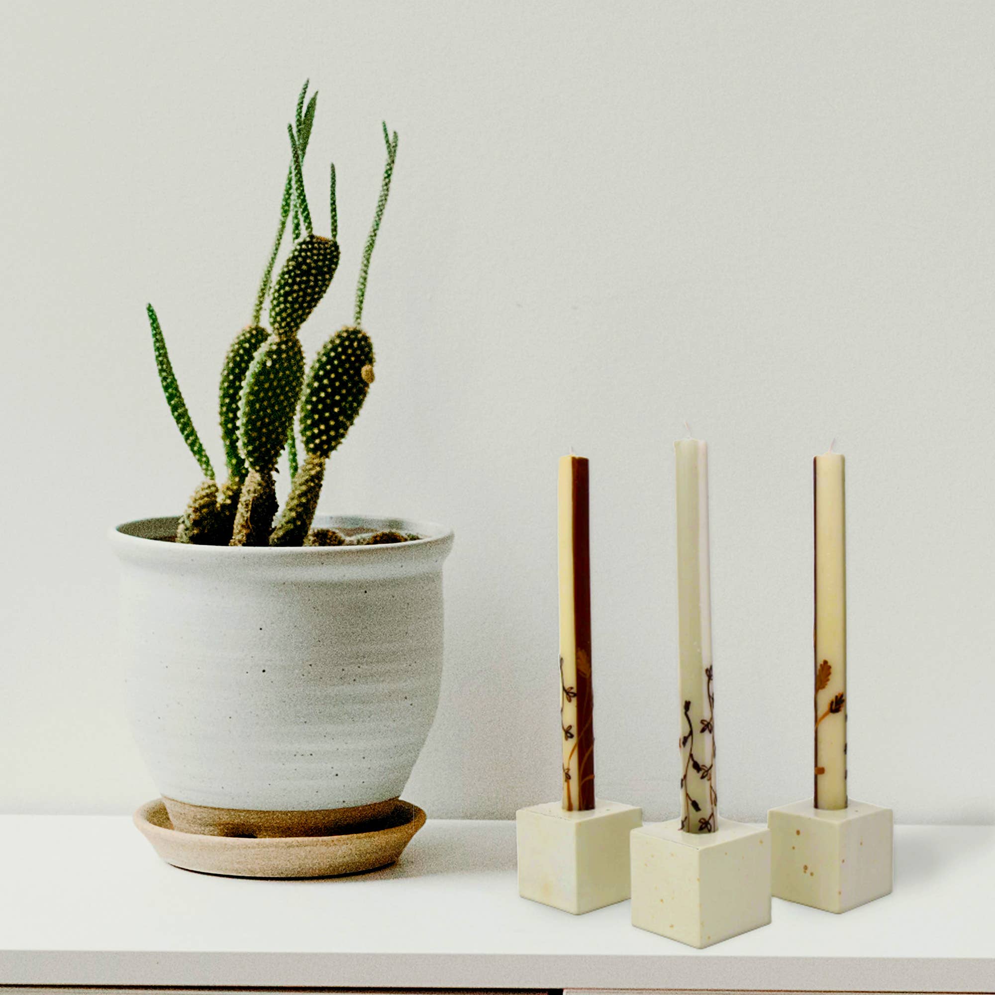 Global Crafts – wholesale Tapered candle/candlestick – Hand Painted Dinner Candles Set - Kiwanja Design1