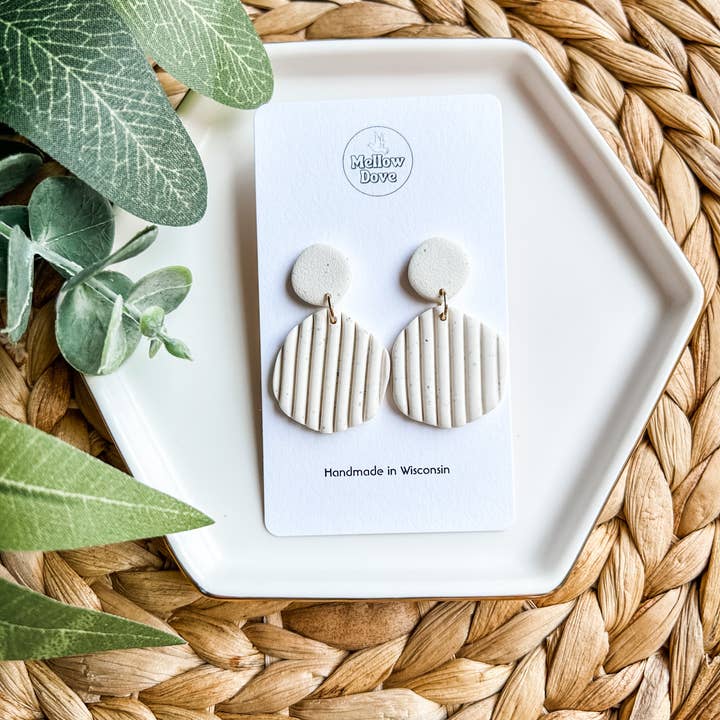 Mellow Dove Designs - Wholesale Dangle Earrings - Black/Ivory Ribbed Clay Earrings | Boho | Neutral