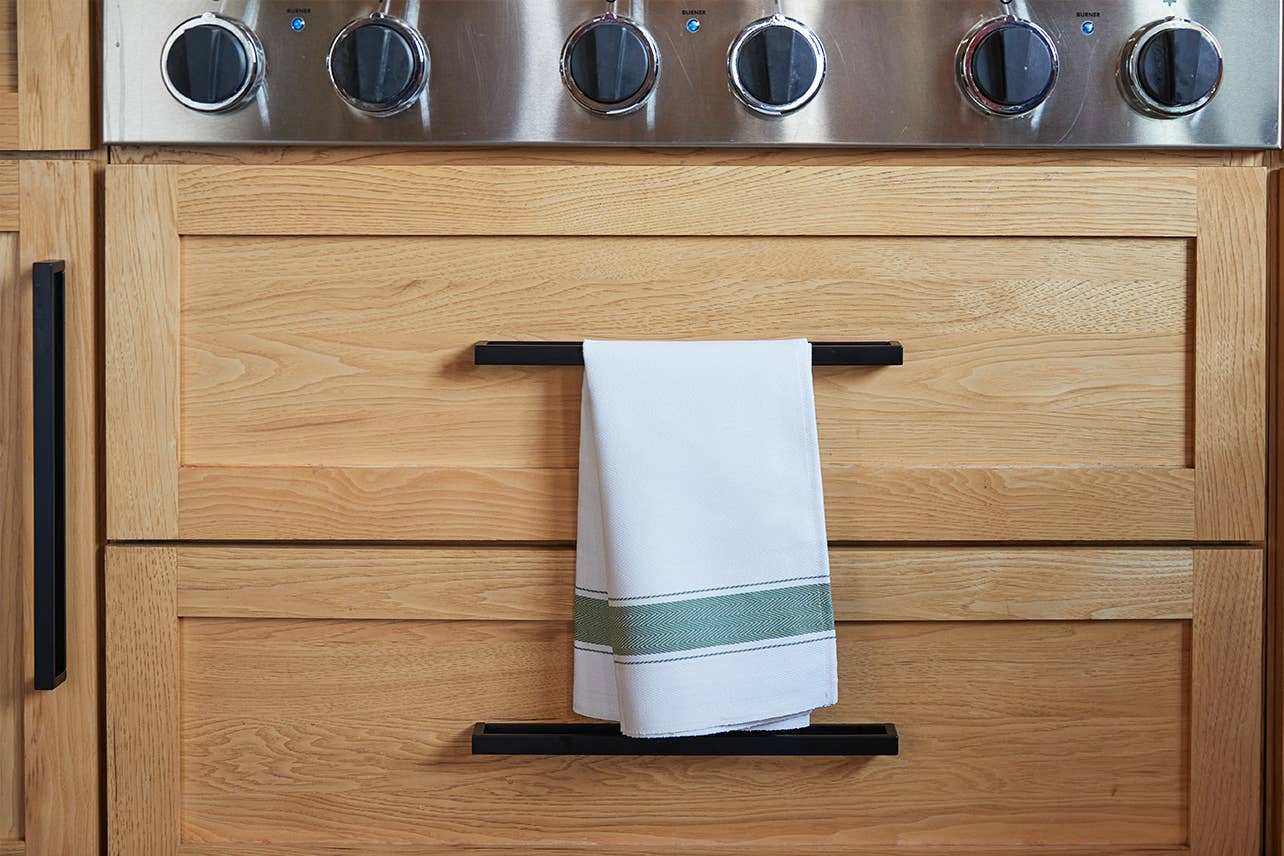 Verve Culture - Wholesale Tea Towel - Classic Italian Kitchen Towel - Herringbone Green3