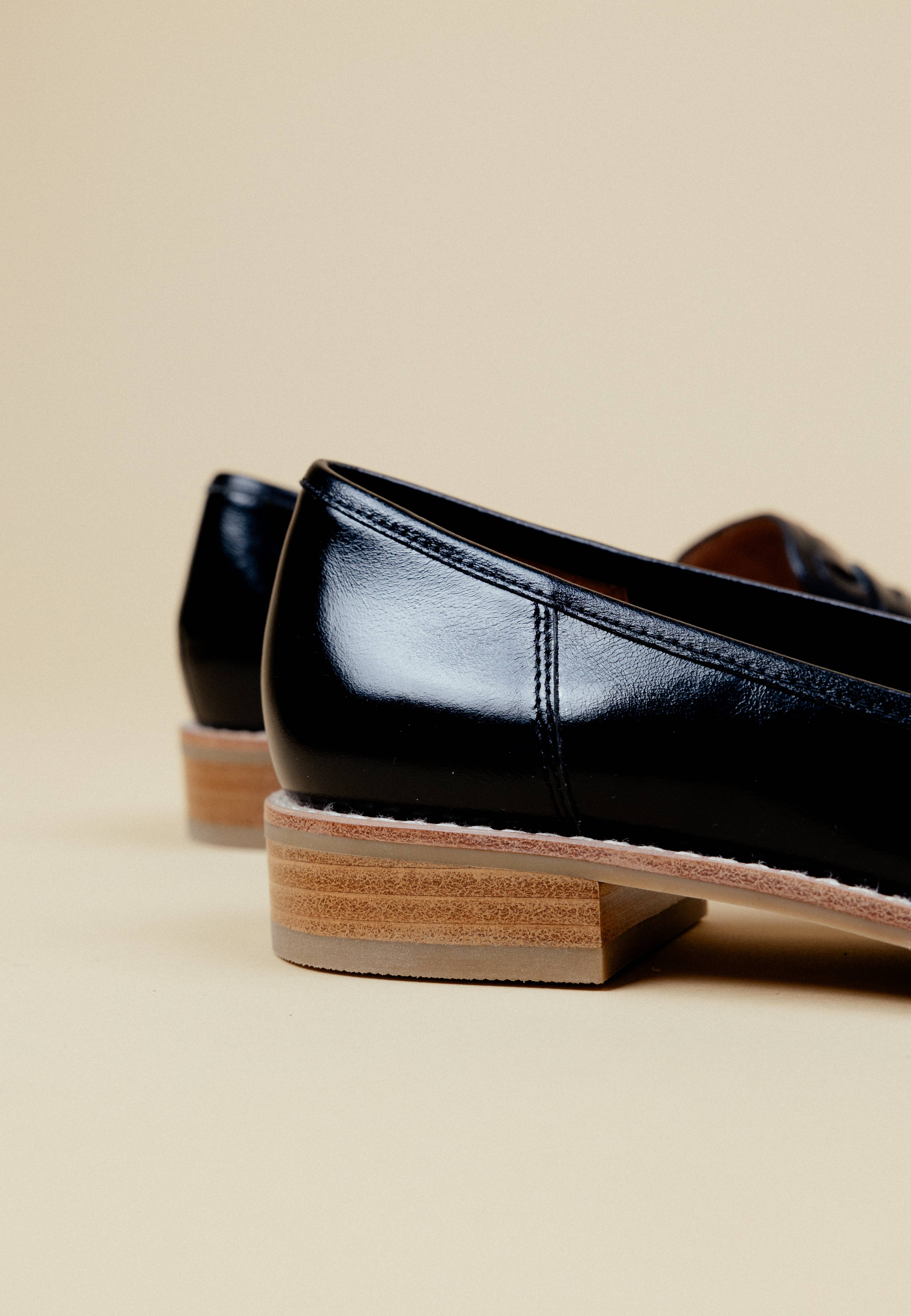 Emilie Karston - Venta al por mayor Calzado plano - Mujer - Mocasines JIJI con diseño minimalista y femenino4