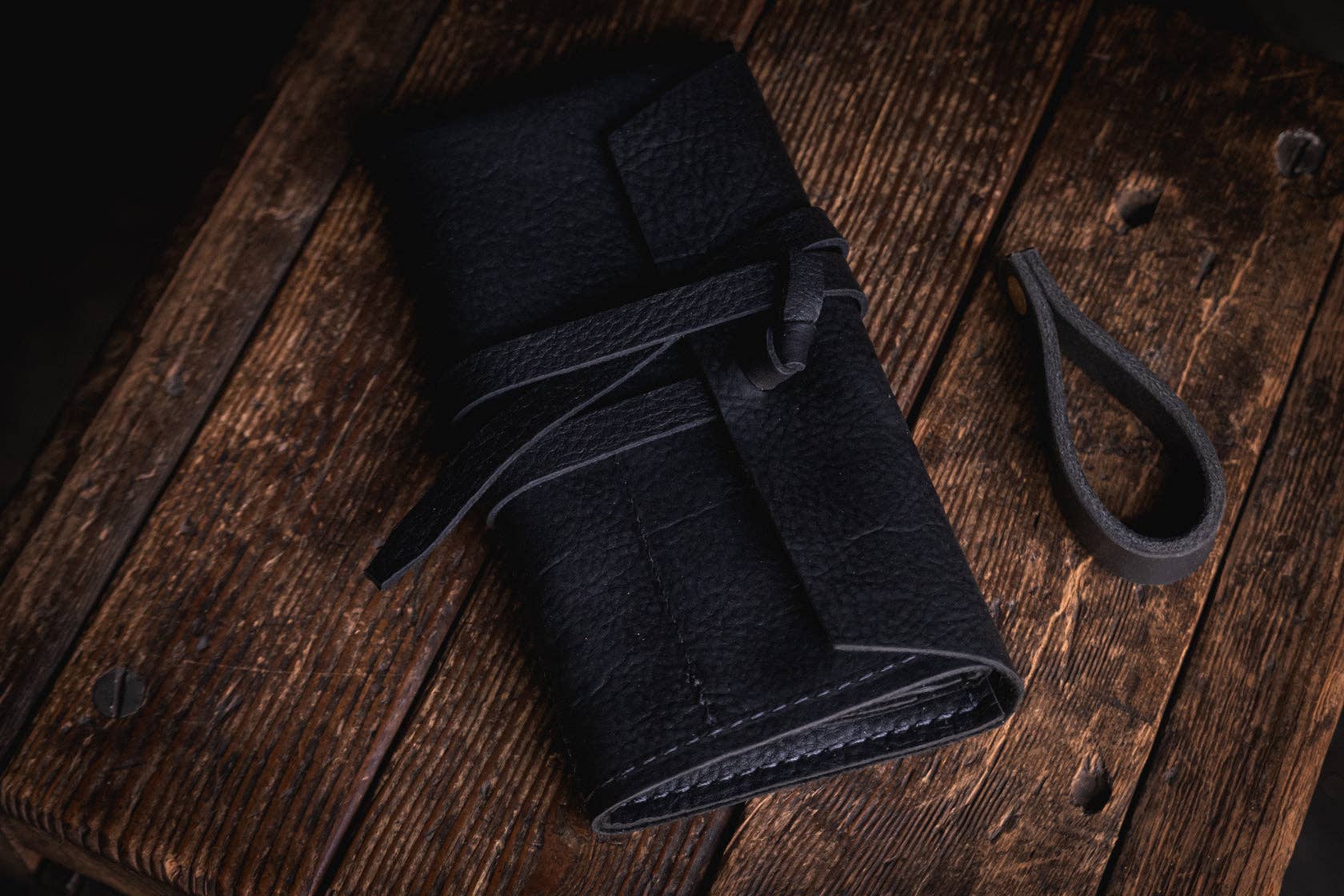 Craft and Lore - Wholesale Humidor/Cigar Accessory - Rustic Leather Pipe Roll14