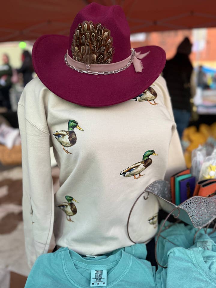 Southern Outlaw Hat Co. - Wholesale Graphic Sweatshirt - Women's - vintage mallard duck crewneck