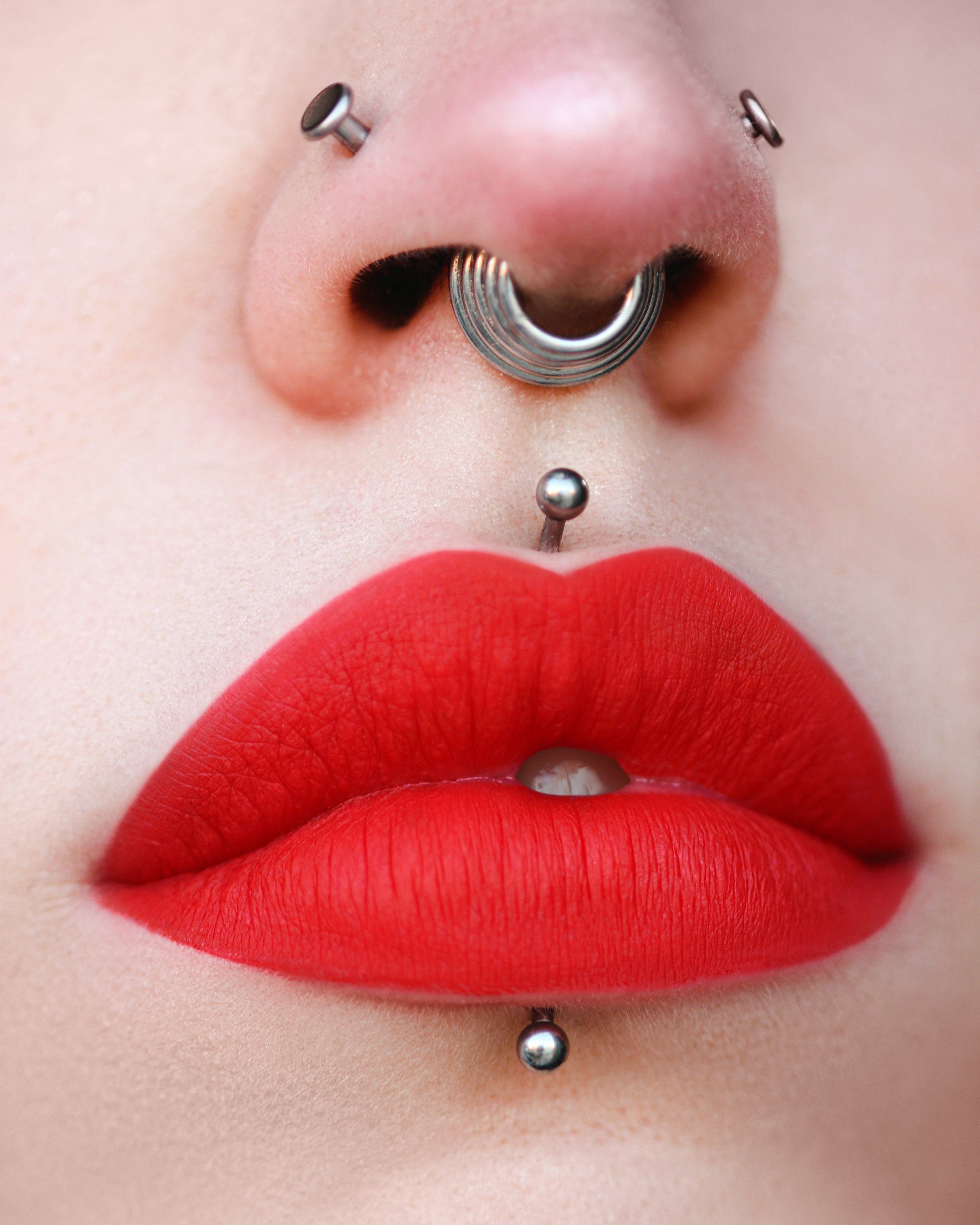 Dafna Beauty - Vendita all'ingrosso Rossetti - Vintage Starlet - Rossetto opaco a lunga durata2