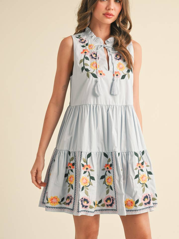 &MERCI - Wholesale Dress - Women's - FLORAL EMBROIDERY TIERED MINI DRESS MDR3841