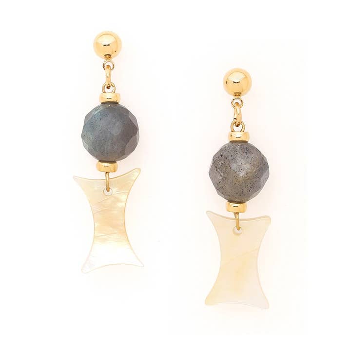 ECLIPSE stud earrings with gold-plated top ball for wholesale by Nature Bijoux