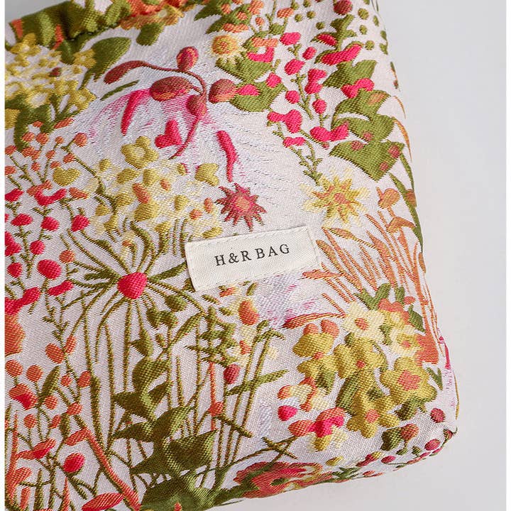 Dipped Shop - Wholesale Makeup/Cosmetic Bag - Vintage Floral Jacquard Portable Makeup Bag DP25C5772