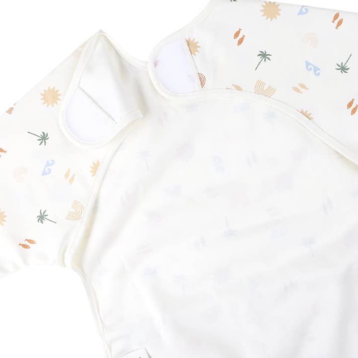 Messy Bib - Holiday for wholesale on Faire2