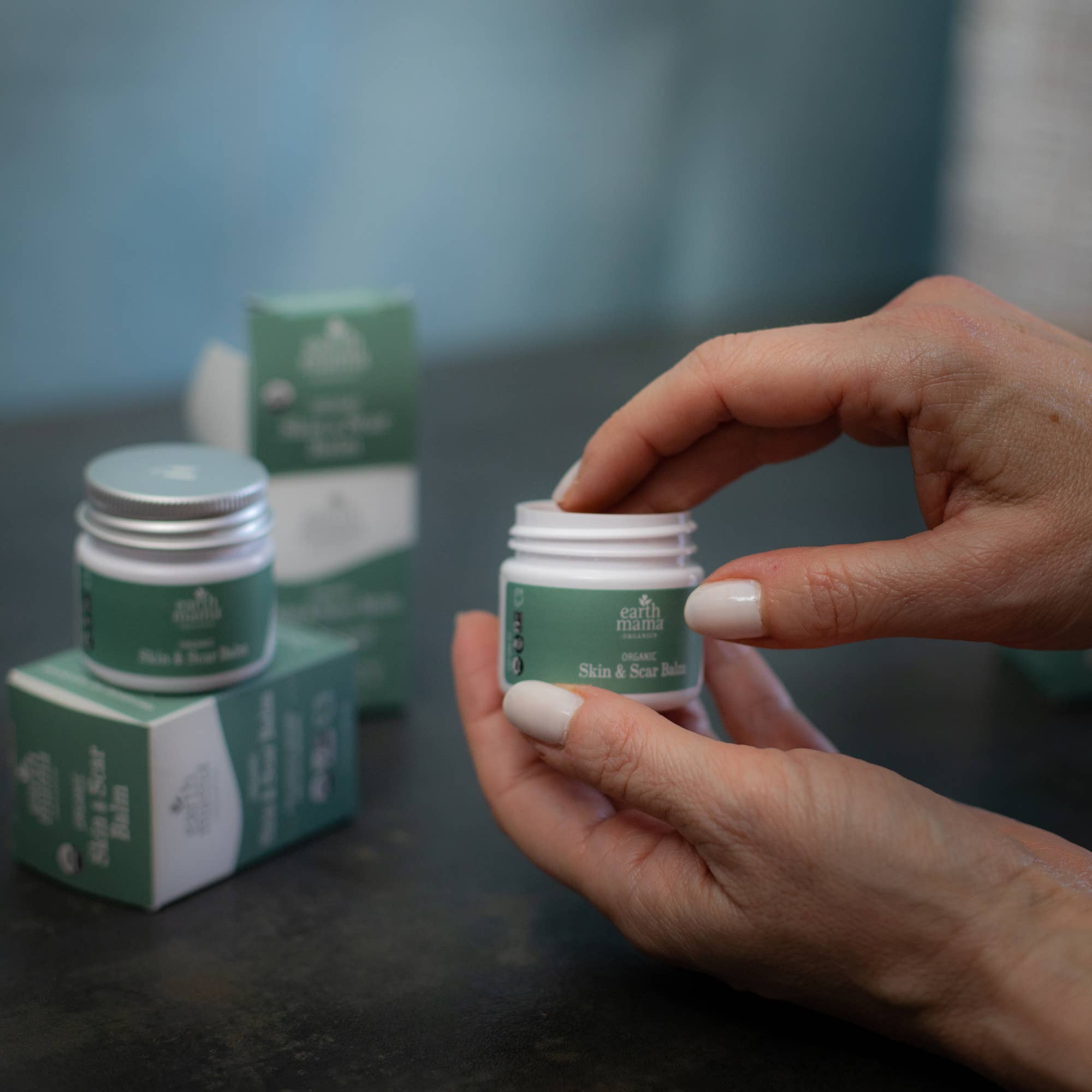 Earth Mama Organics - Wholesale Scar Cream - Organic Skin and Scar Balm6