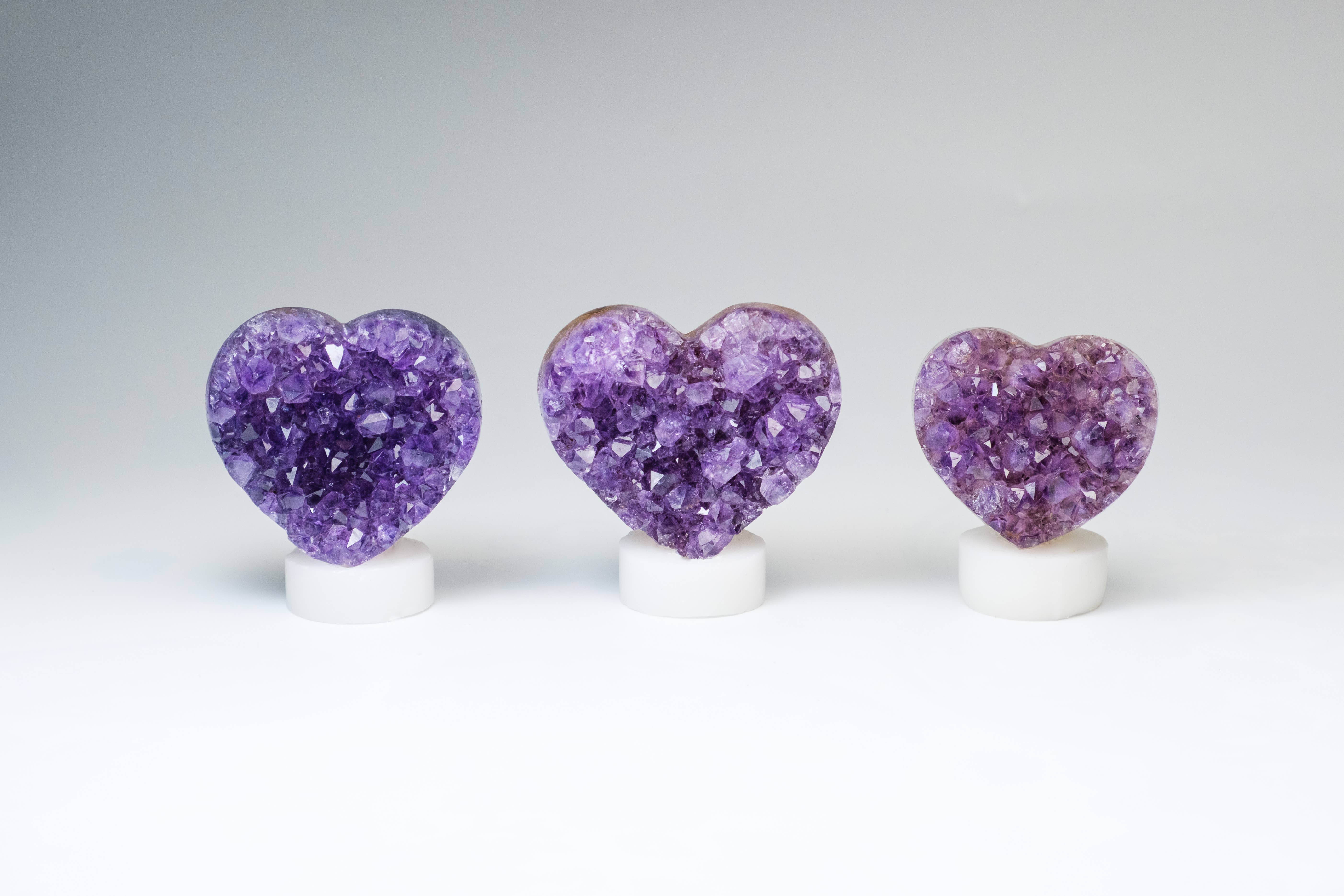 Uruthyst - Wholesale Spiritual Stone/Crystal - HEART AMETHYST REGULAR1