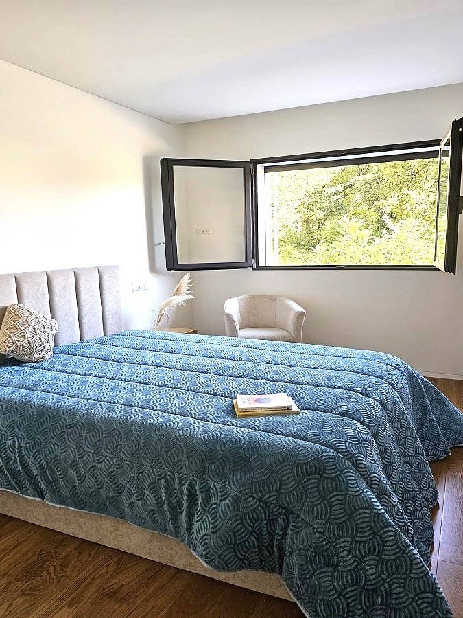 Couette vintage Blue Cloud pour la vente par Dragonfly Textile