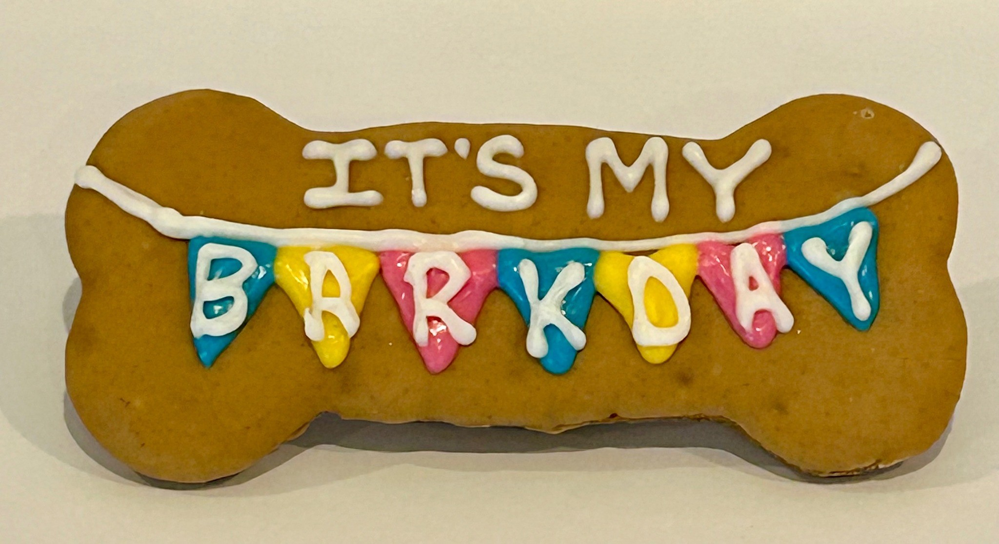 DELCO DOG CO. - Wholesale Pet Treats - Dog - It's My BARKDAY 6" Bone1