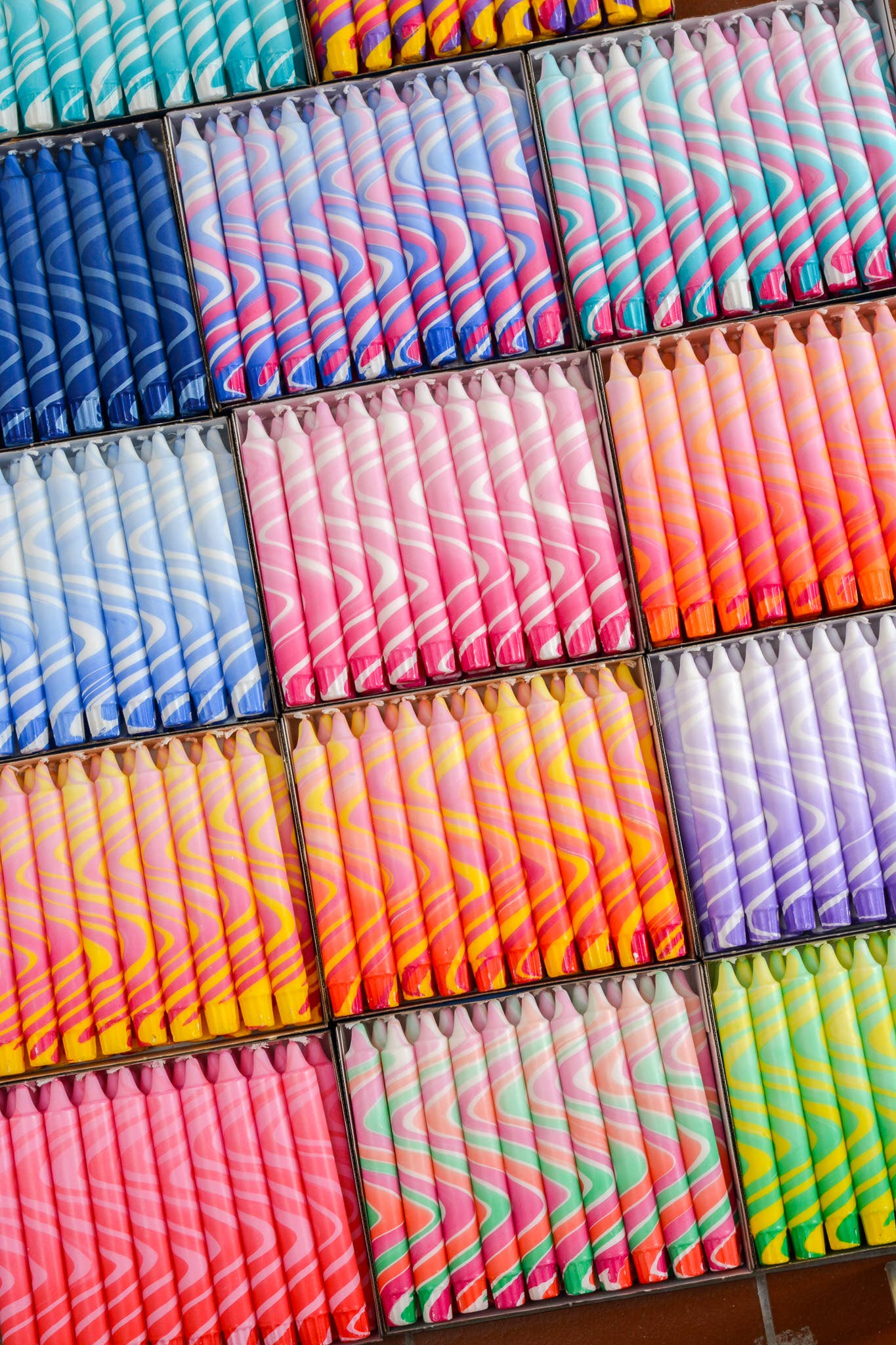 Nordtrice - Wholesale Tapered Candle/Candlestick - Summer Marble Candles - Pink / Red 3