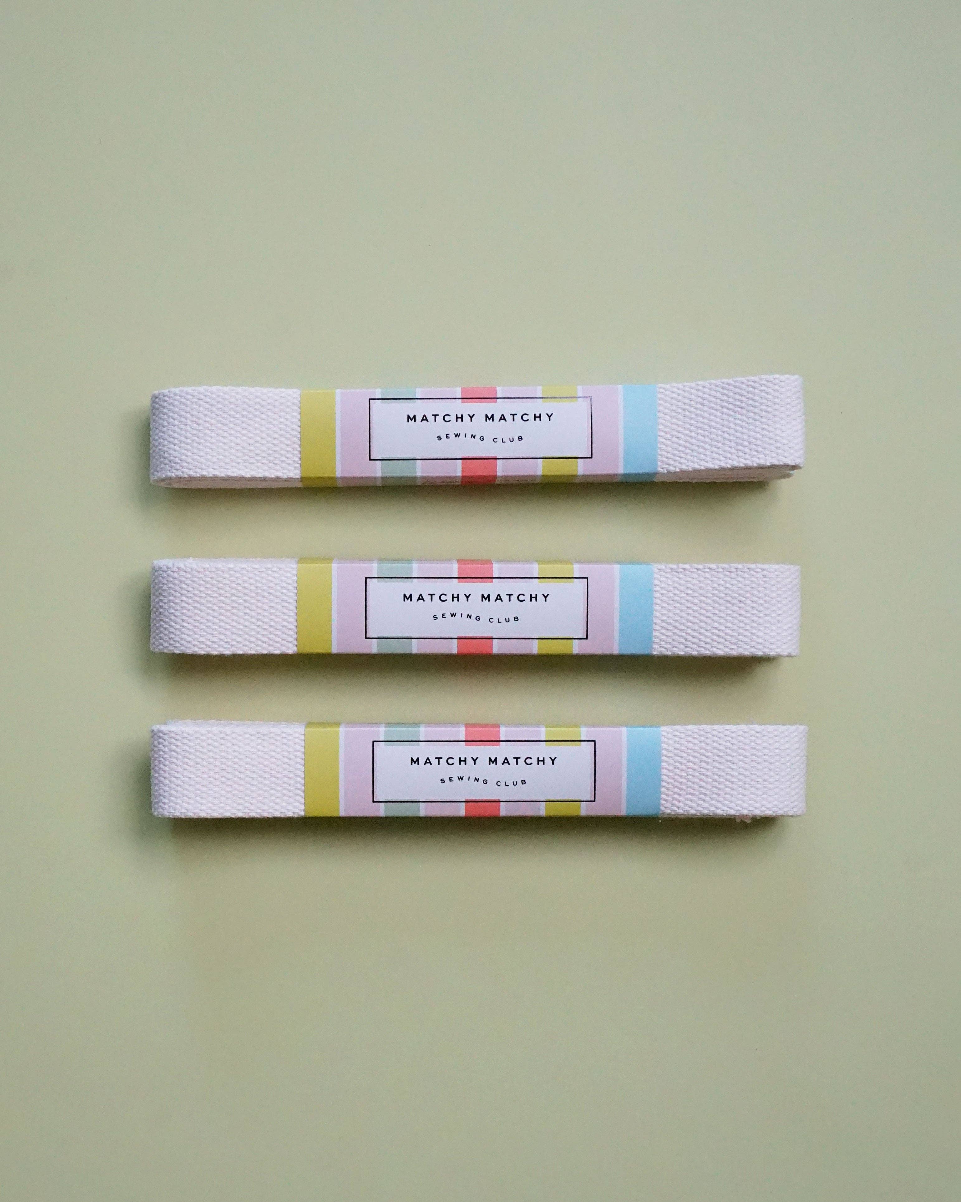 Matchy Matchy Sewing Club – wholesale Hantverkstillbehör – Natural vävband i bomull/polyester, 3 yards (2,74 m)1
