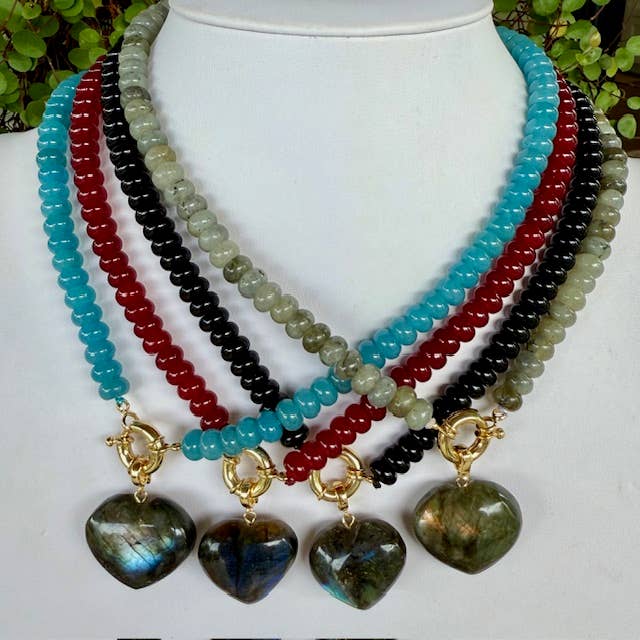 Colar de coração de pedras preciosas por atacado de Allie Beads