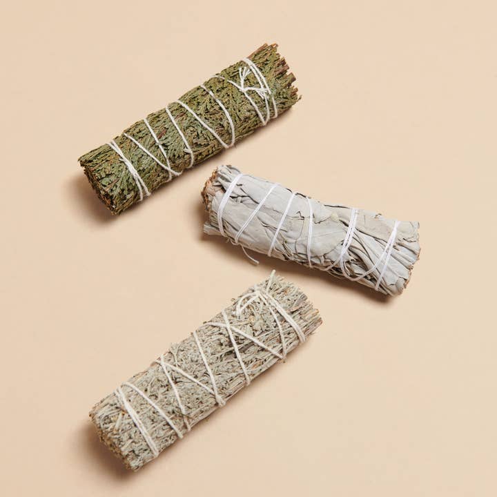 Liv Rocks - Wholesale Smudge Stick - Cedar, White + Blue Sage Sampler Smudge Sticks3