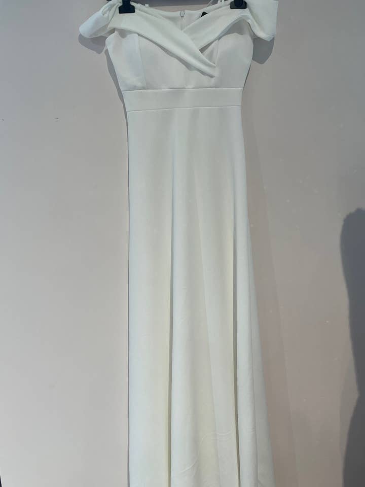 Alice'Desir - Wholesale Gown - Women's - 8892 A-line dress with boat neckline10