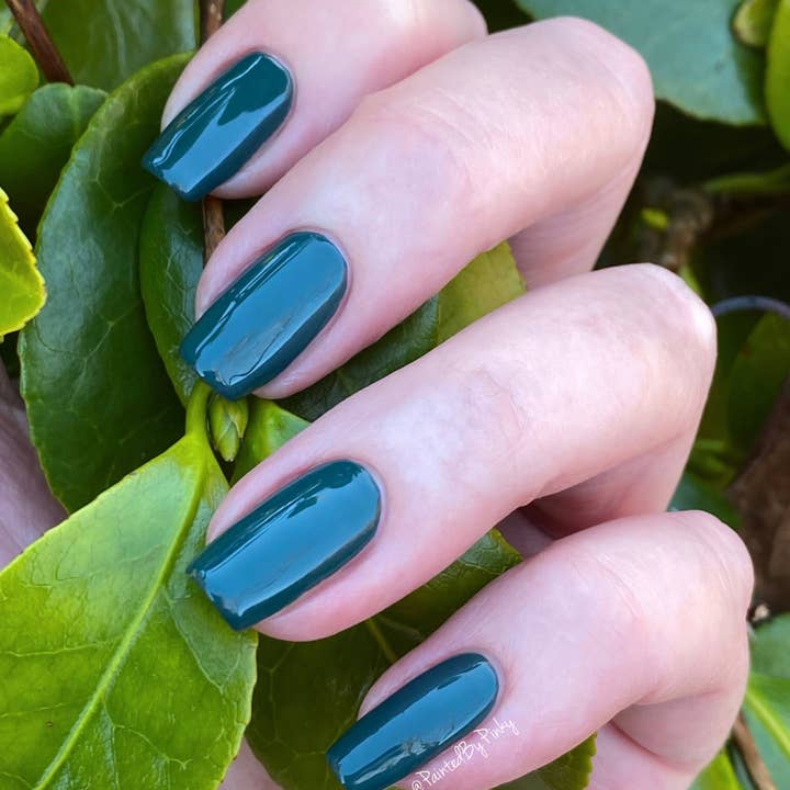 Earthy Nail Polish - Wholesale Nail Polish - Forever Green
