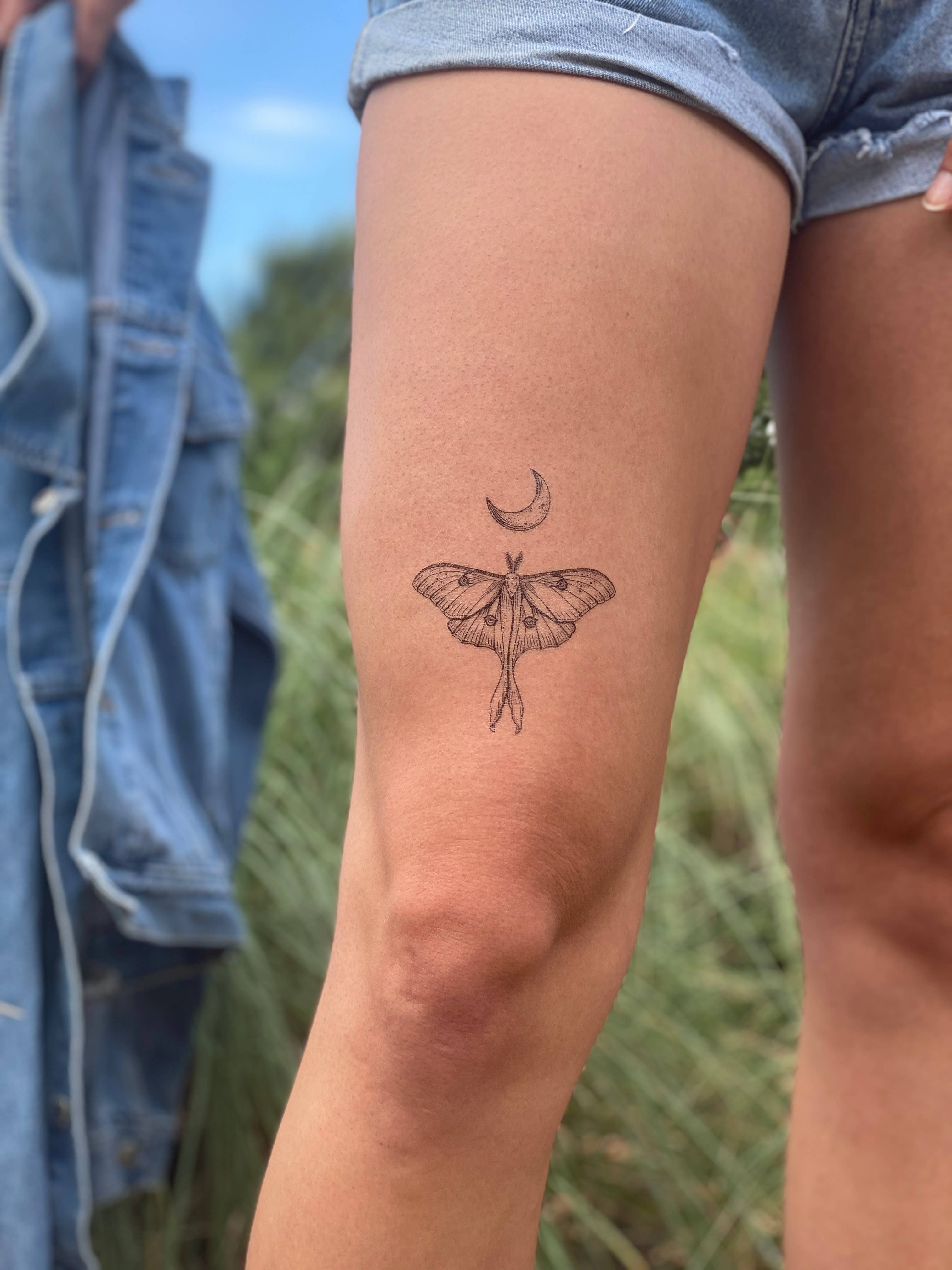 Tatuaggio Temporaneo Falena Luna all'ingrosso per il tuo negozio - Faire  Italia