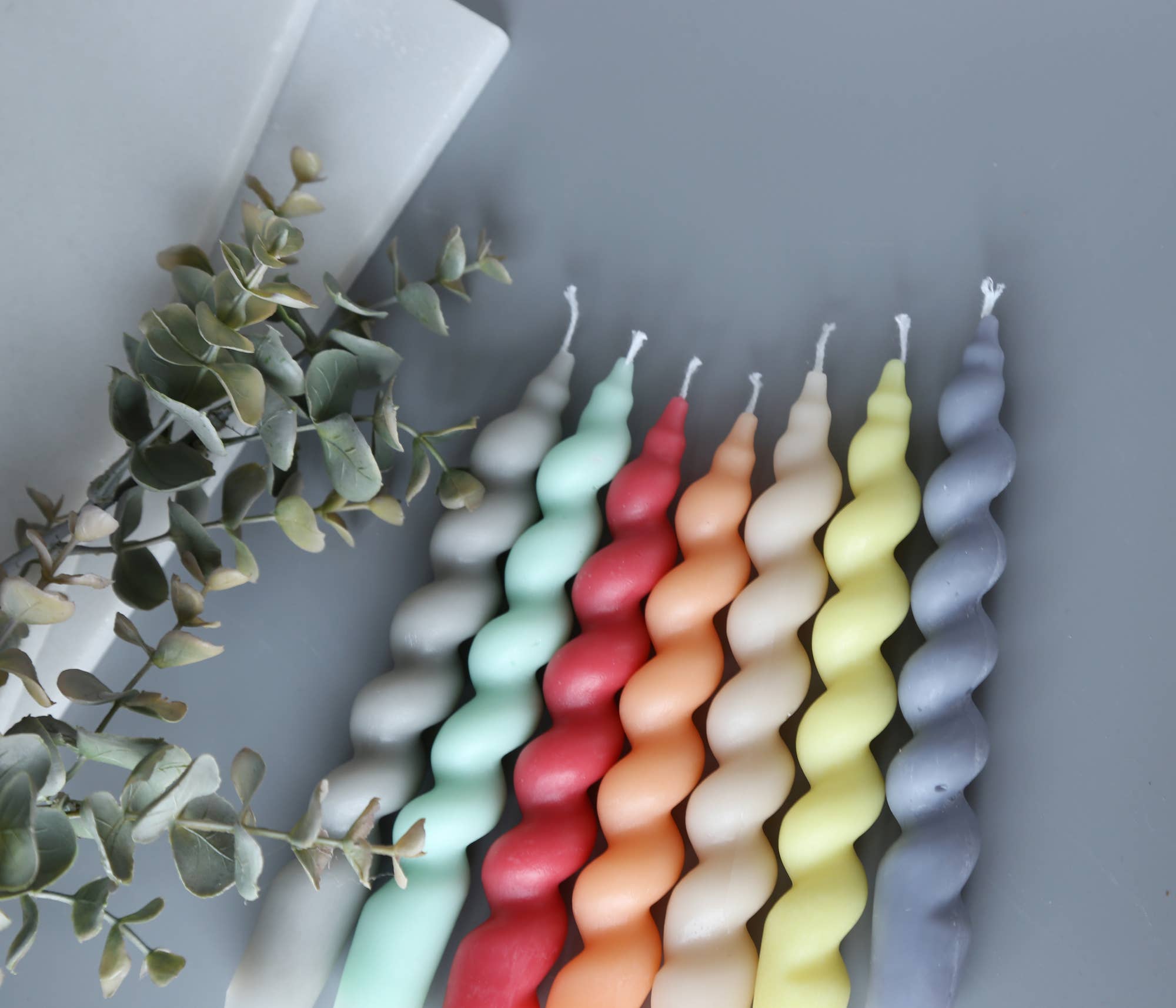 Acute Designs - Vendita all'ingrosso Candele cilindriche/candelieri - Candele a candela - Classiche, a spirale lunga e corta, ritorte, con motivo a diamante1