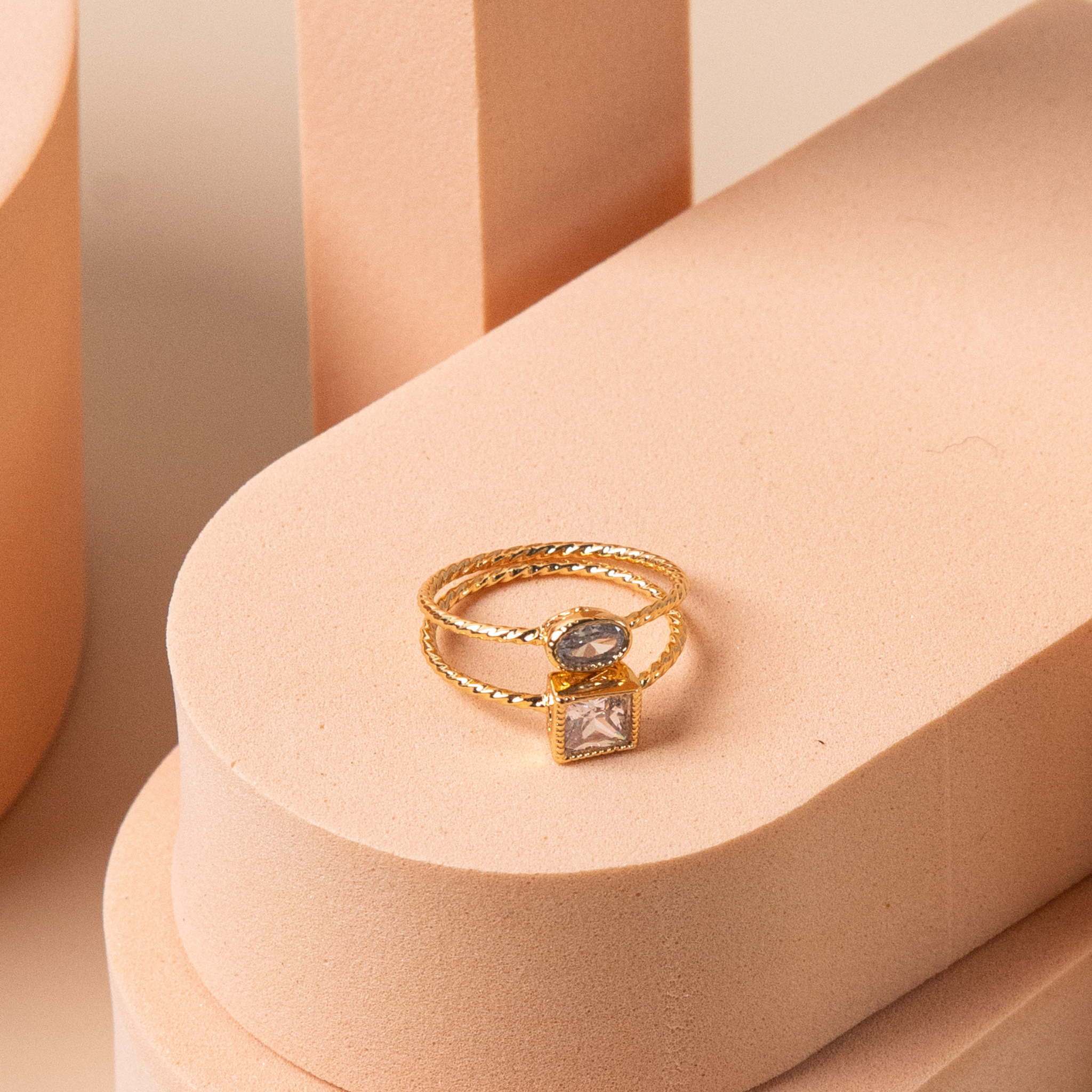 Factor Stories - Wholesale Single Stone/Solitaire Ring - Gold Square Ring4